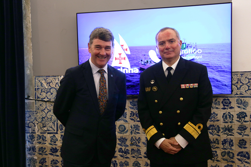 Visita do Diretor-geral do Marine Institute da Irlanda ao Instituto Hidrográfico