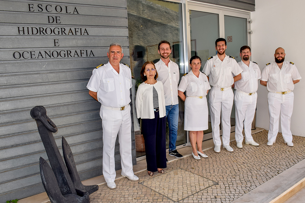 Instituto Hidrográfico recebe alunos do Curso de Especialização de Oficiais em Armas Submarinas