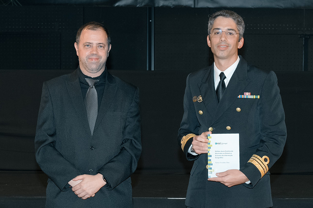 Hidrógrafo do Instituto Hidrográfico recebeu prémio de melhor aluno finalista de mestrado da Nova IMS