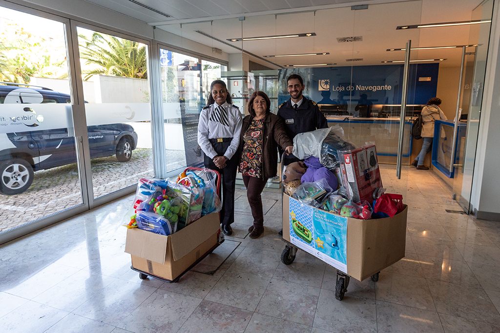 Hydrographic Institute Collaborates with Seixal Municipality for a Happier Christmas