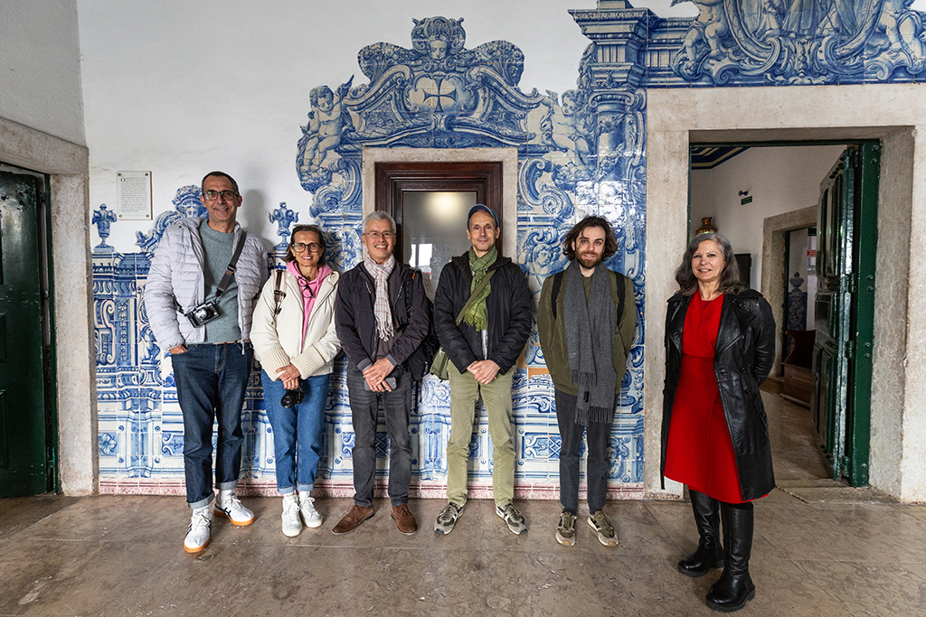 Instituto Hidrográfico recebe visita da Cooperativa Cultural da Colina do Castelo