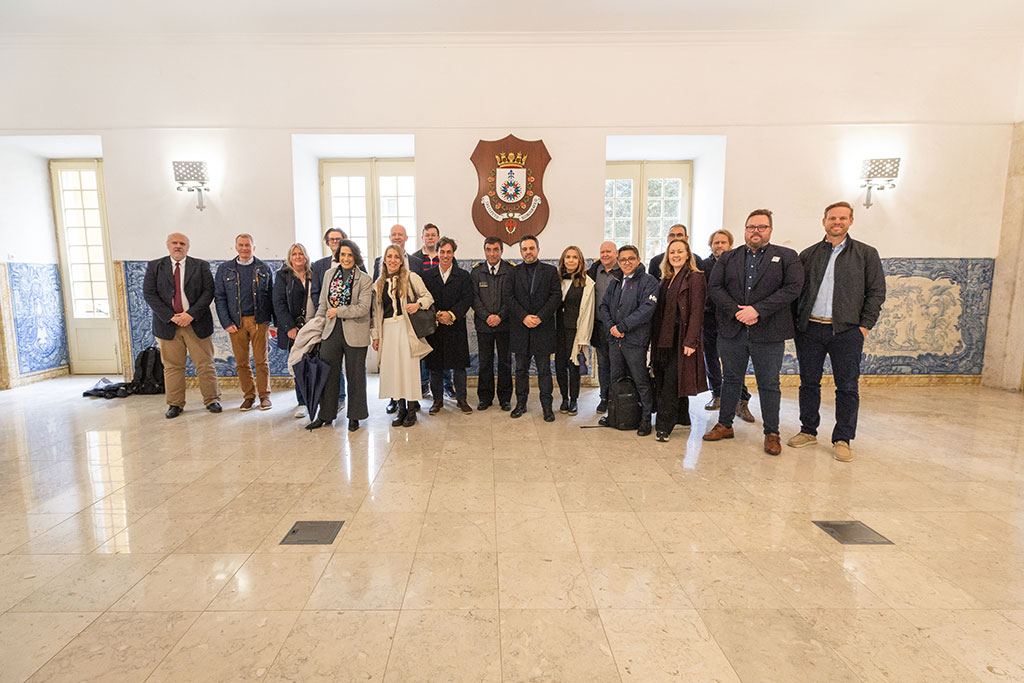 Instituto Hidrográfico recebe visita da comitiva da Noruega