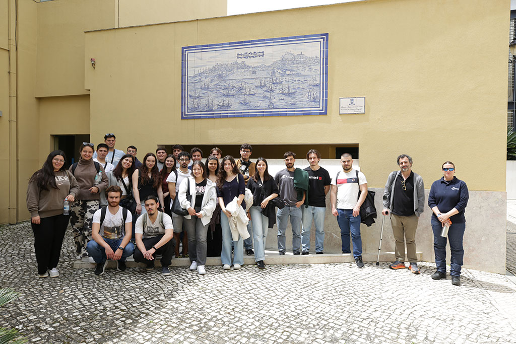 Instituto Hidrográfico recebe visita de alunos da Universidade de Aveiro